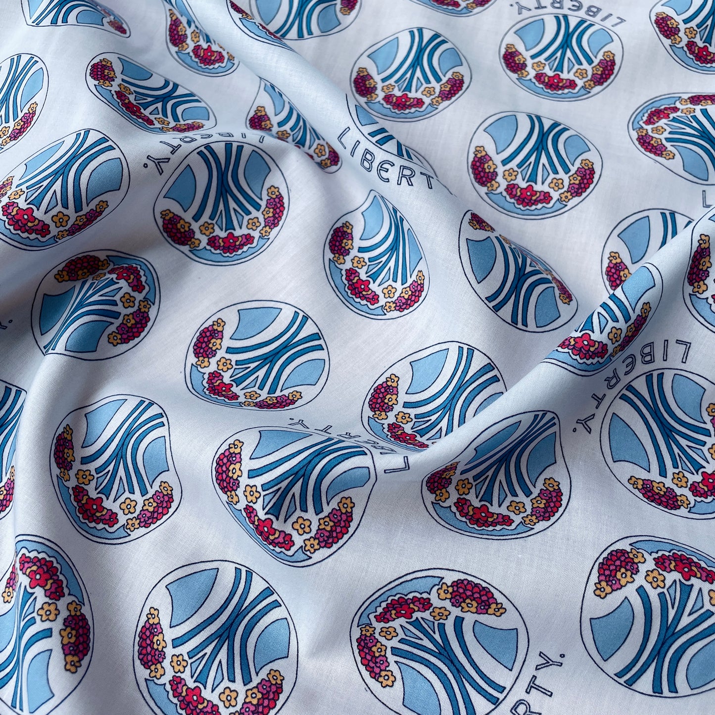 Liberty Fabrics Liberty Mauverina Y Tana Lawn Cotton