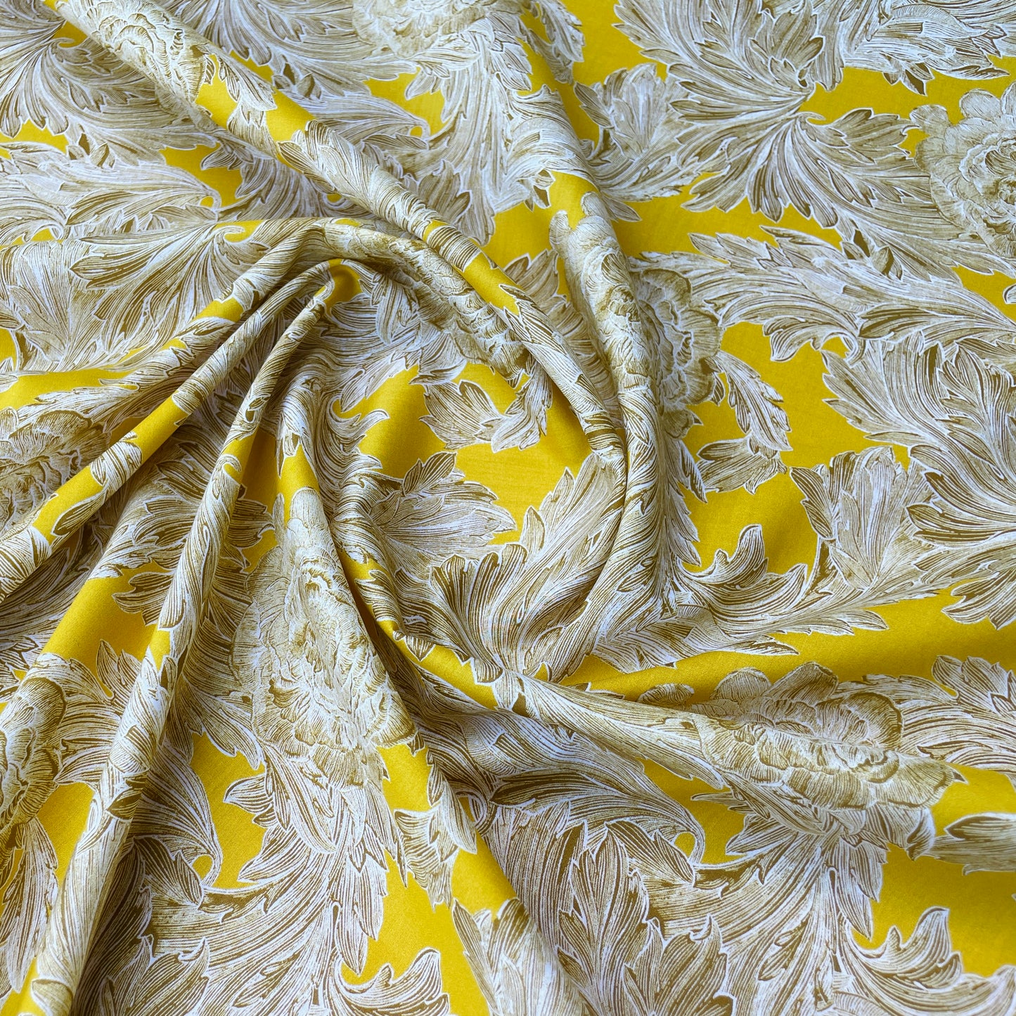 Liberty Fabrics Engraved Y Tana Lawn Cotton