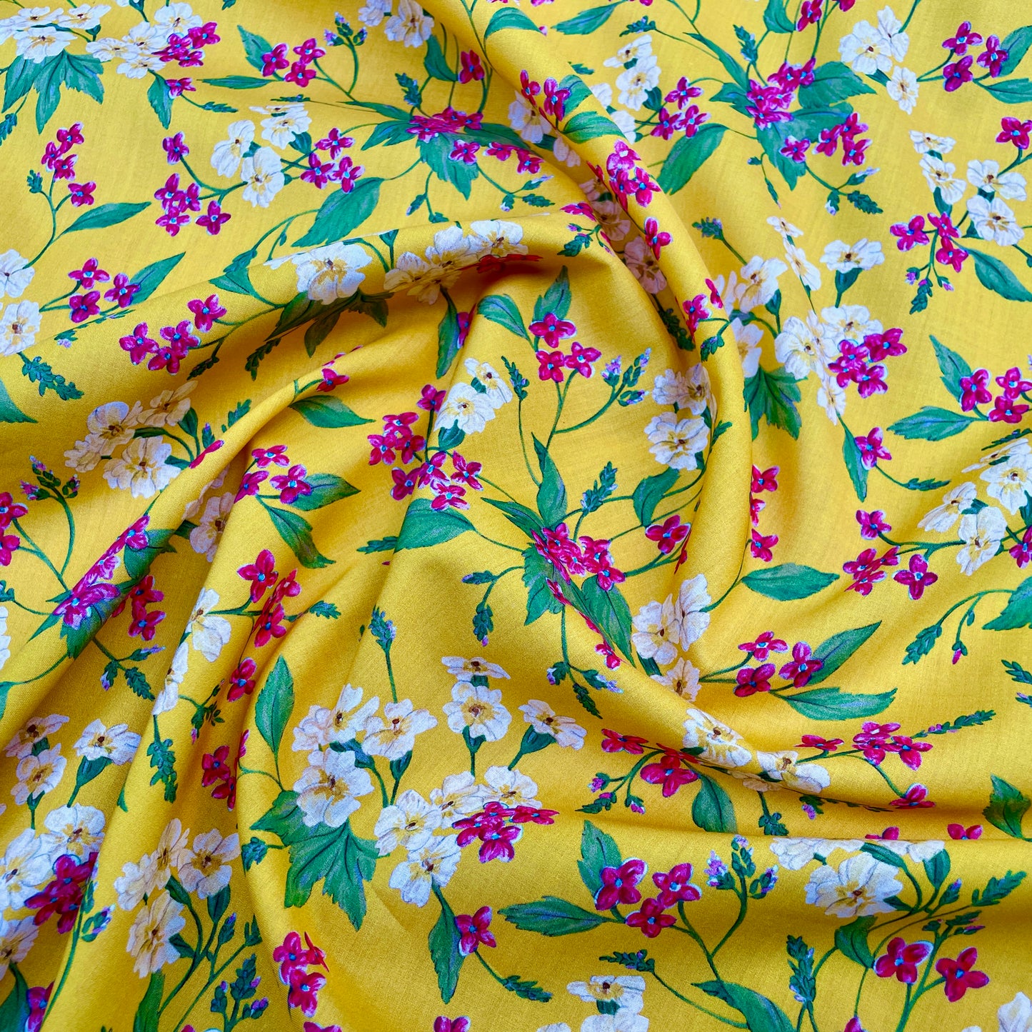 Liberty Fabrics Yorkshire Primrose Z Tana Lawn Cotton