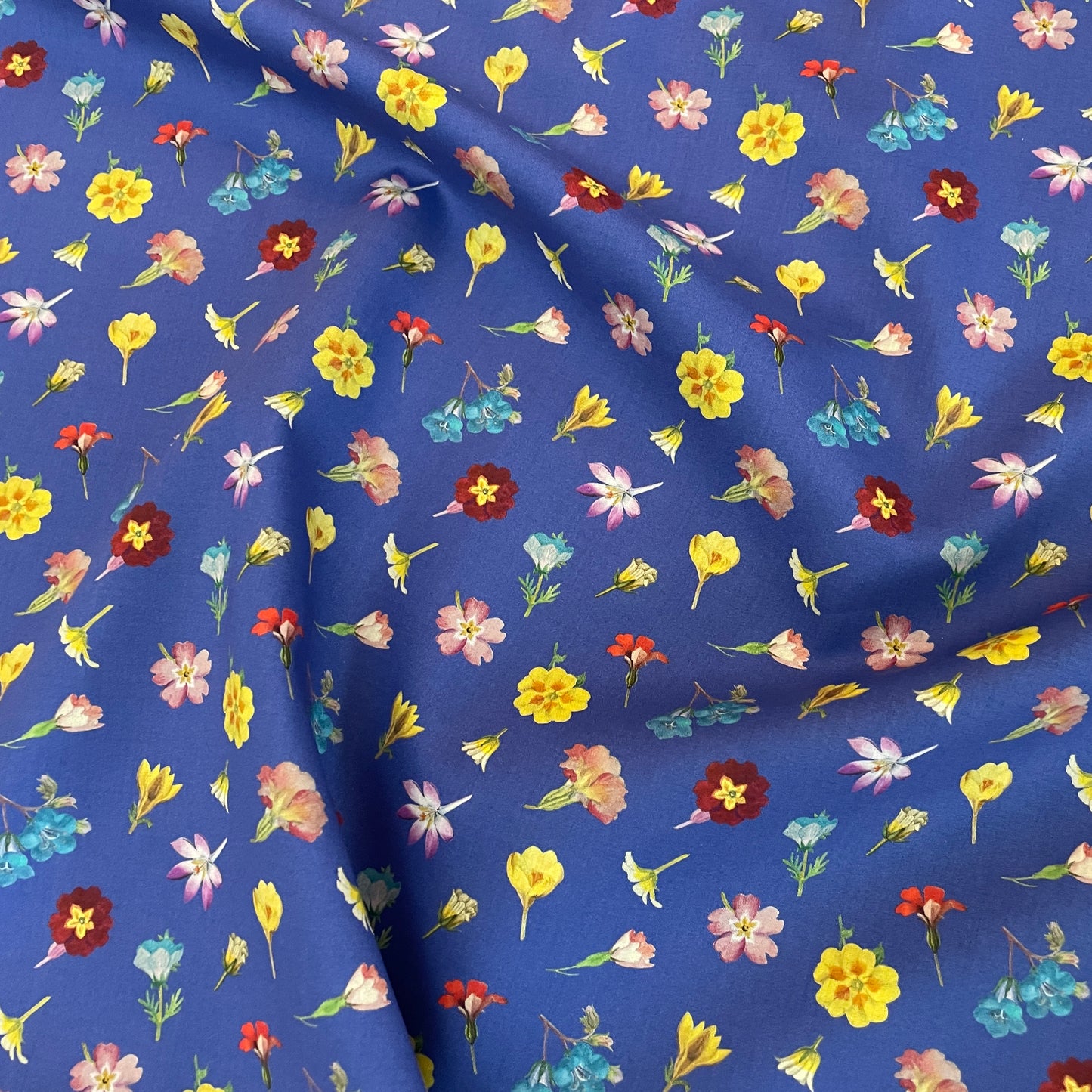 Liberty Fabrics Devon Petals W Tana Lawn Cotton