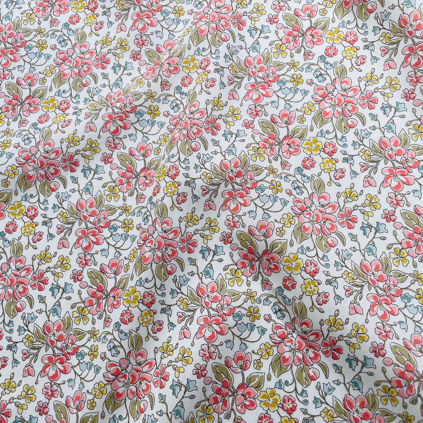 Liberty Fabrics Daisy Annabel C Tana Lawn Cotton