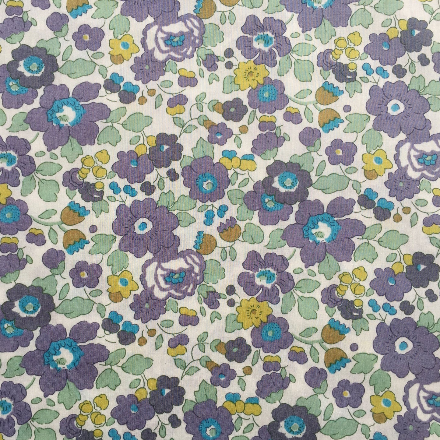 Liberty Fabrics ベッツィーC オーガニック タナローンコットン