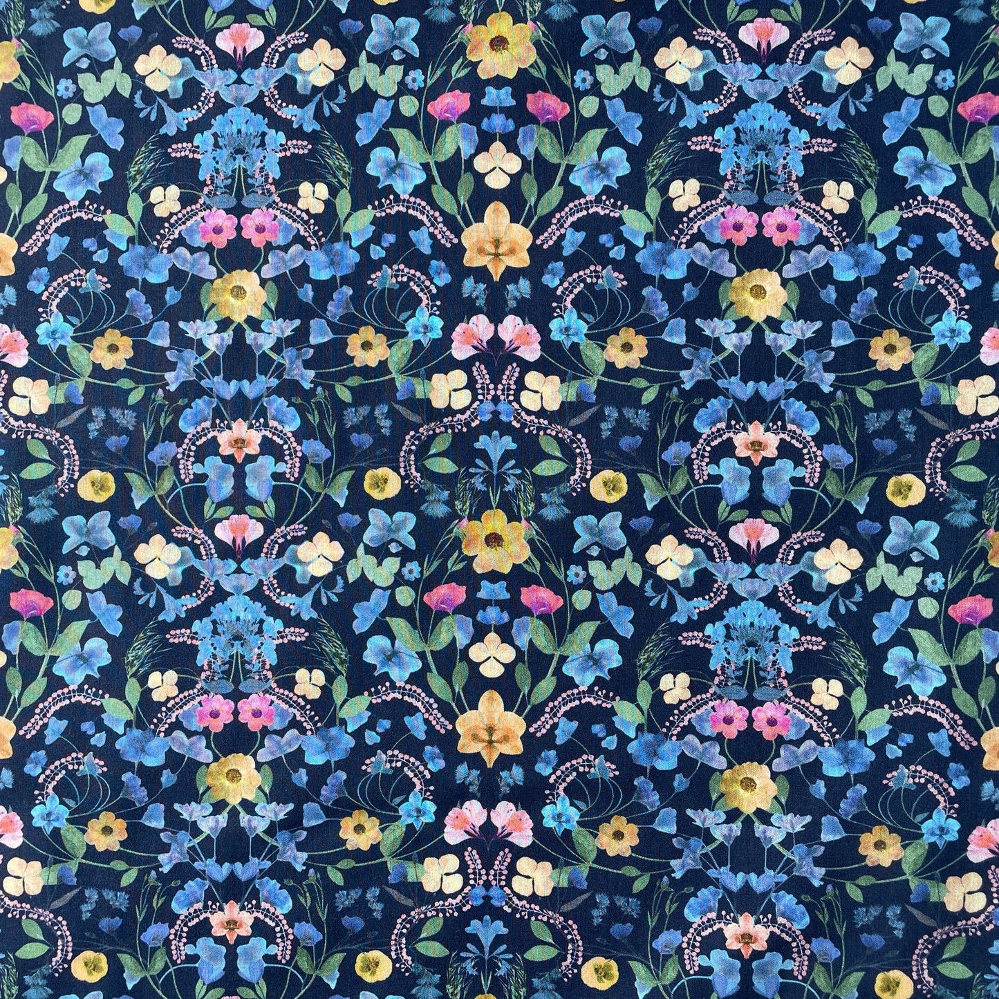 Liberty Fabrics Aurora C Tana Gräsmatta Bomull
