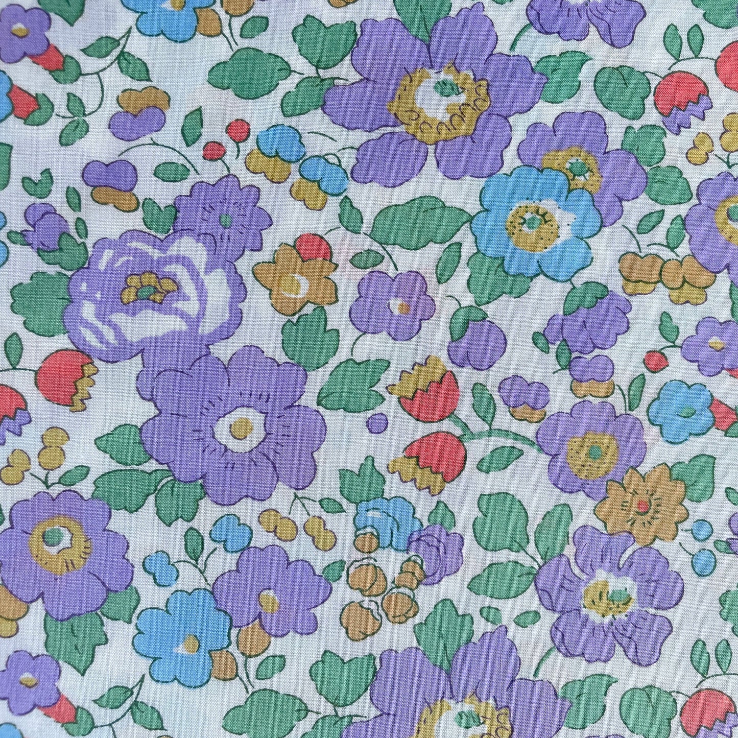 Liberty Fabrics Betsy R Tana græsplæne bomuld