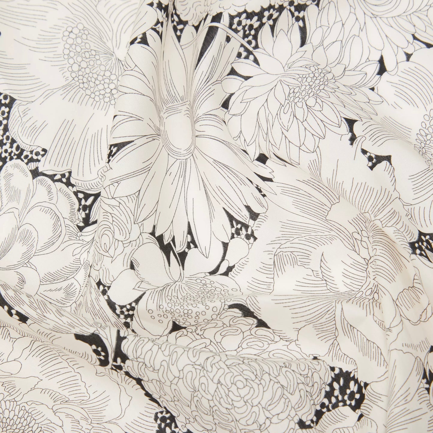 Liberty Fabrics English Bloom A Tana Lawn Cotton