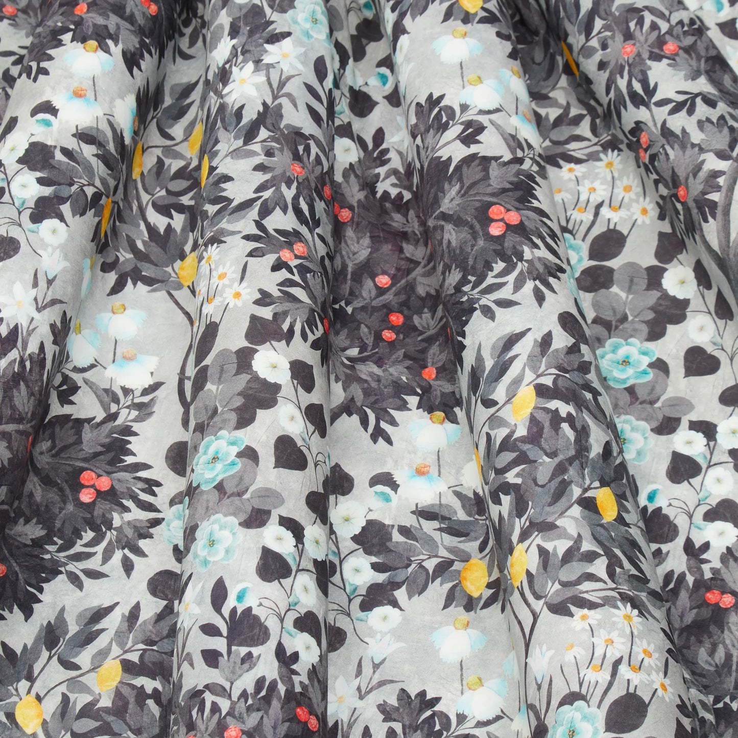 Liberty Fabrics Orchard Fresco B Tana Lawn Cotton