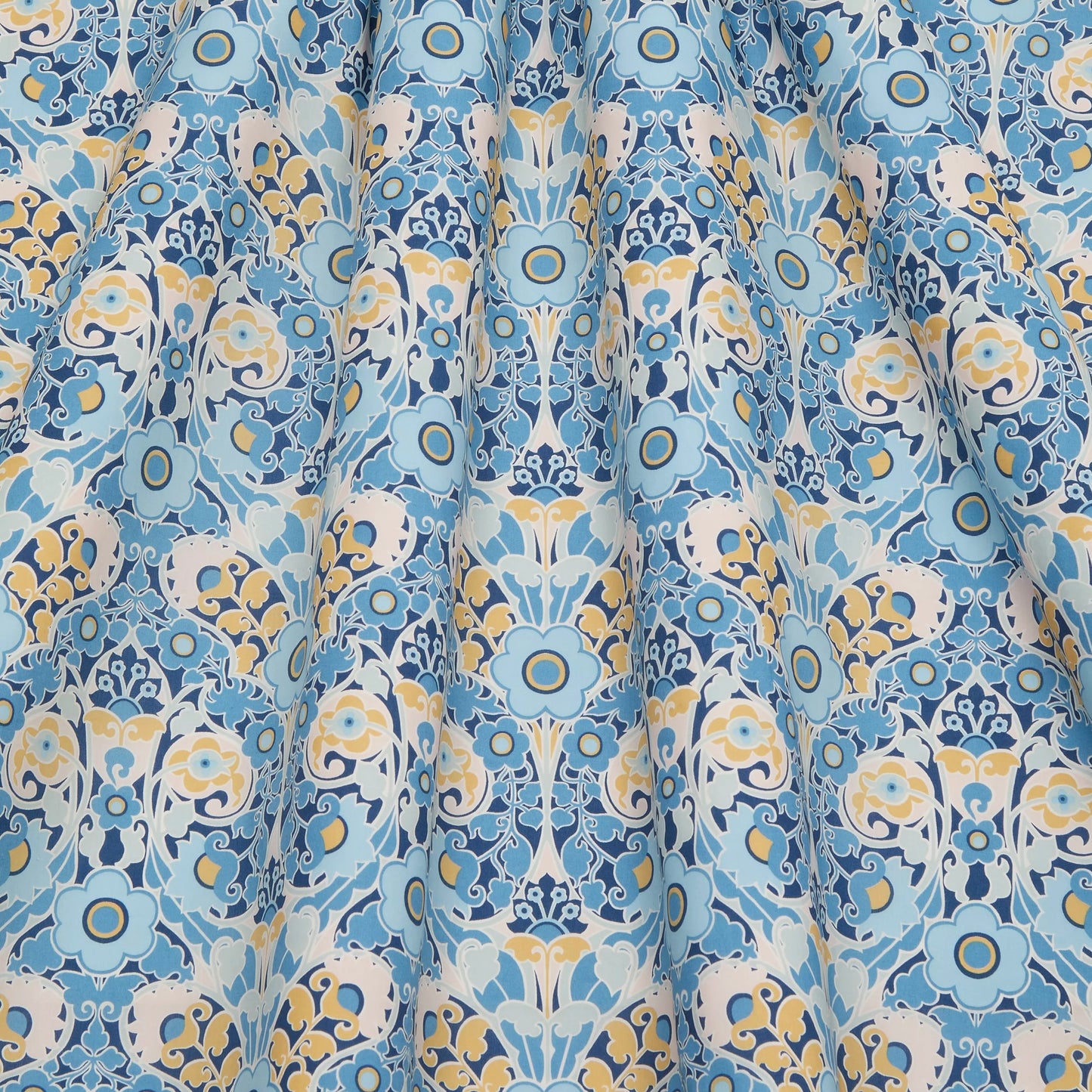 Liberty Fabrics Winter Pop C Tana Lawn Cotton