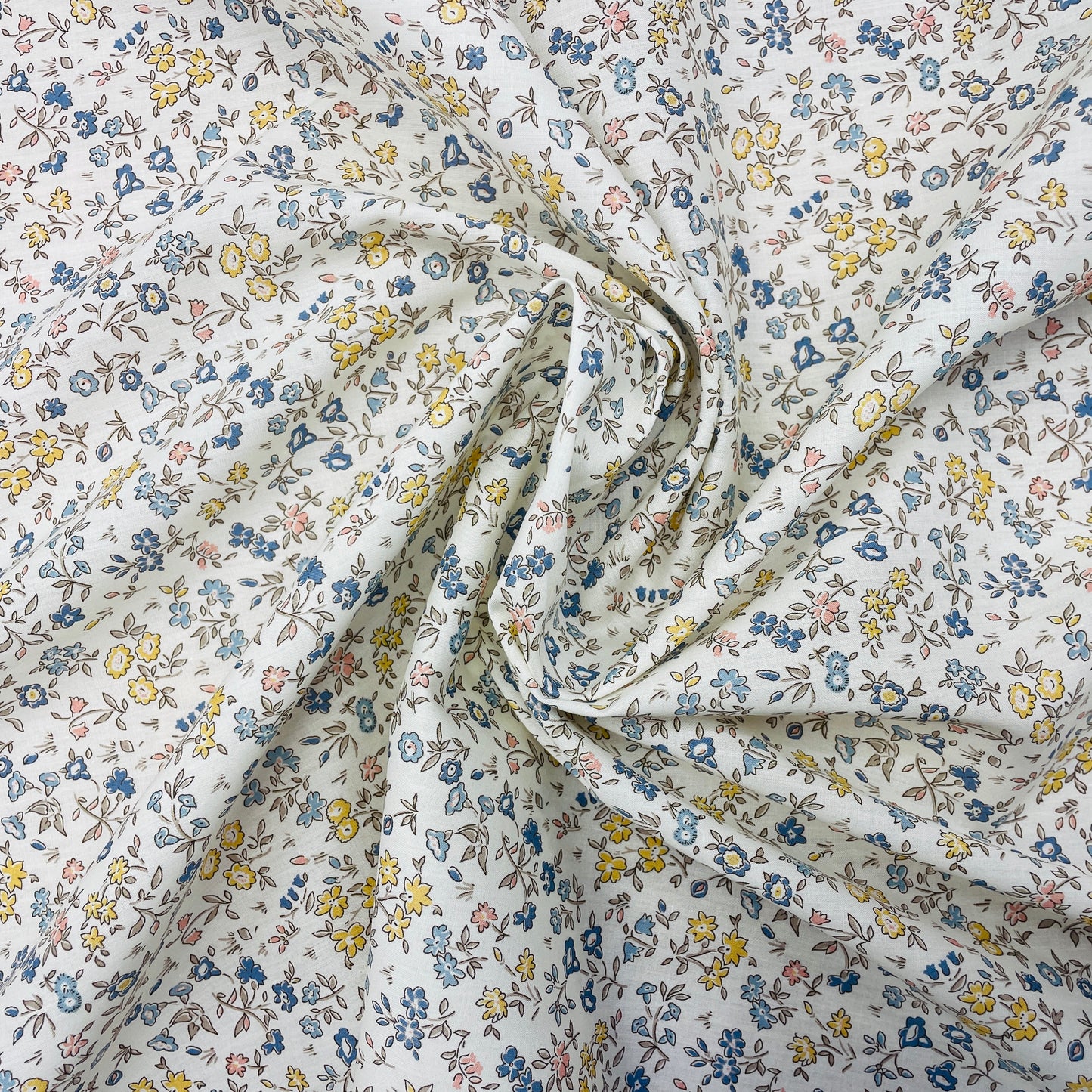 Liberty Fabrics Meadow Sweet X Tana Lawn Cotton