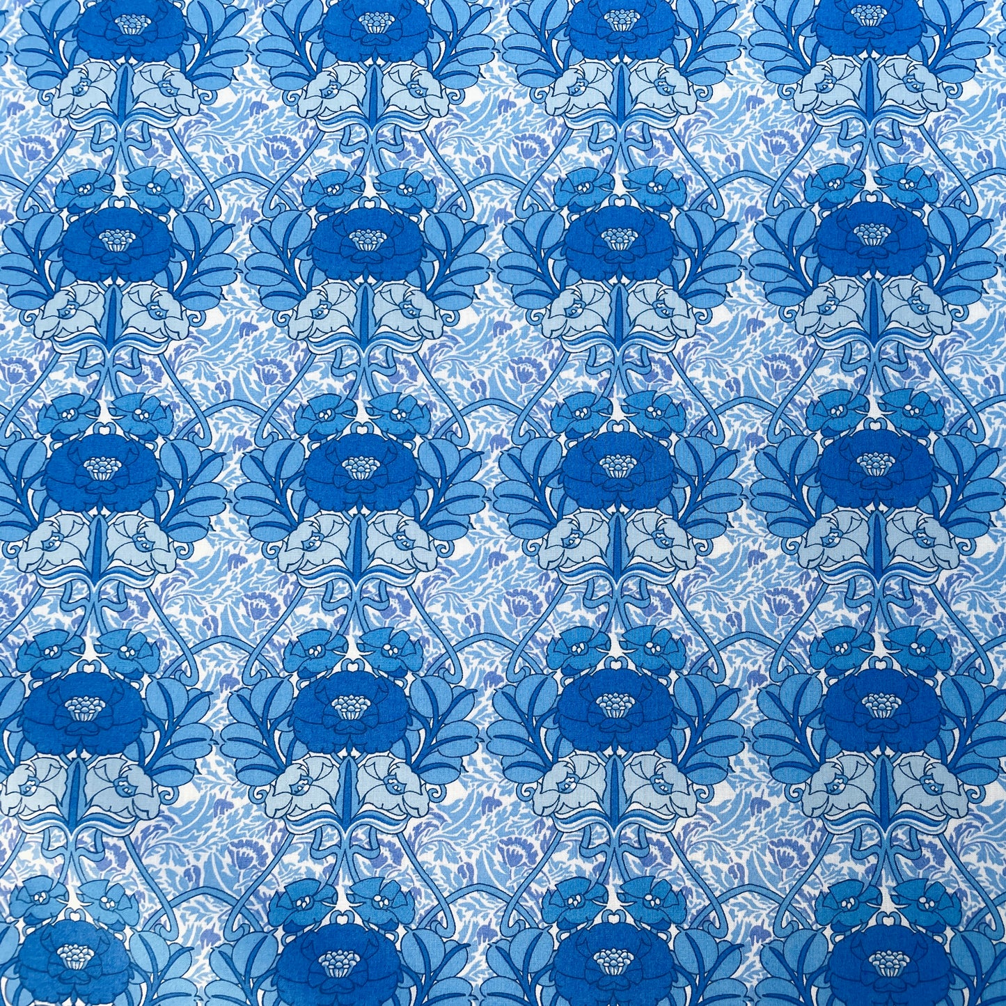 Liberty Fabrics Jugendstil Flower X Tana Lawn Organic Cotton