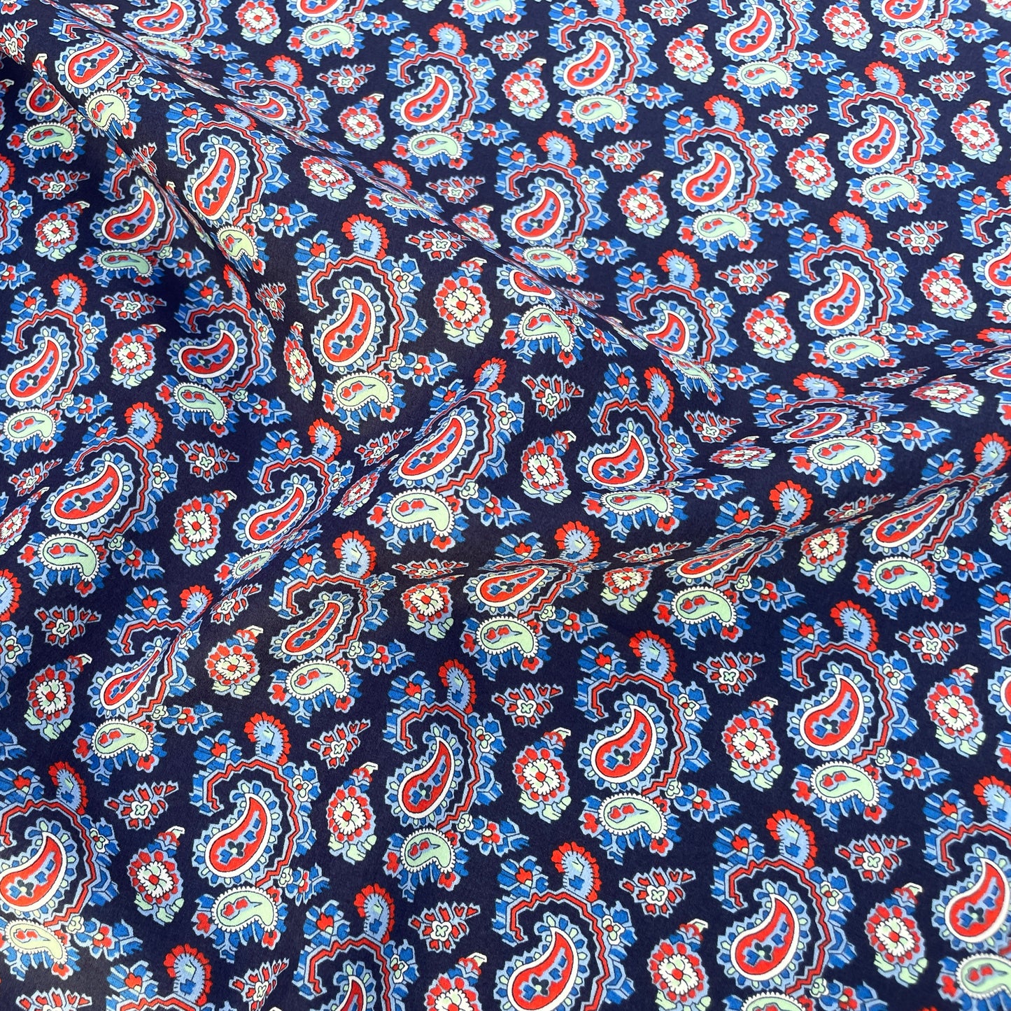 Liberty Fabrics Ruyton Paisley X Tana Lawn Organic Cotton