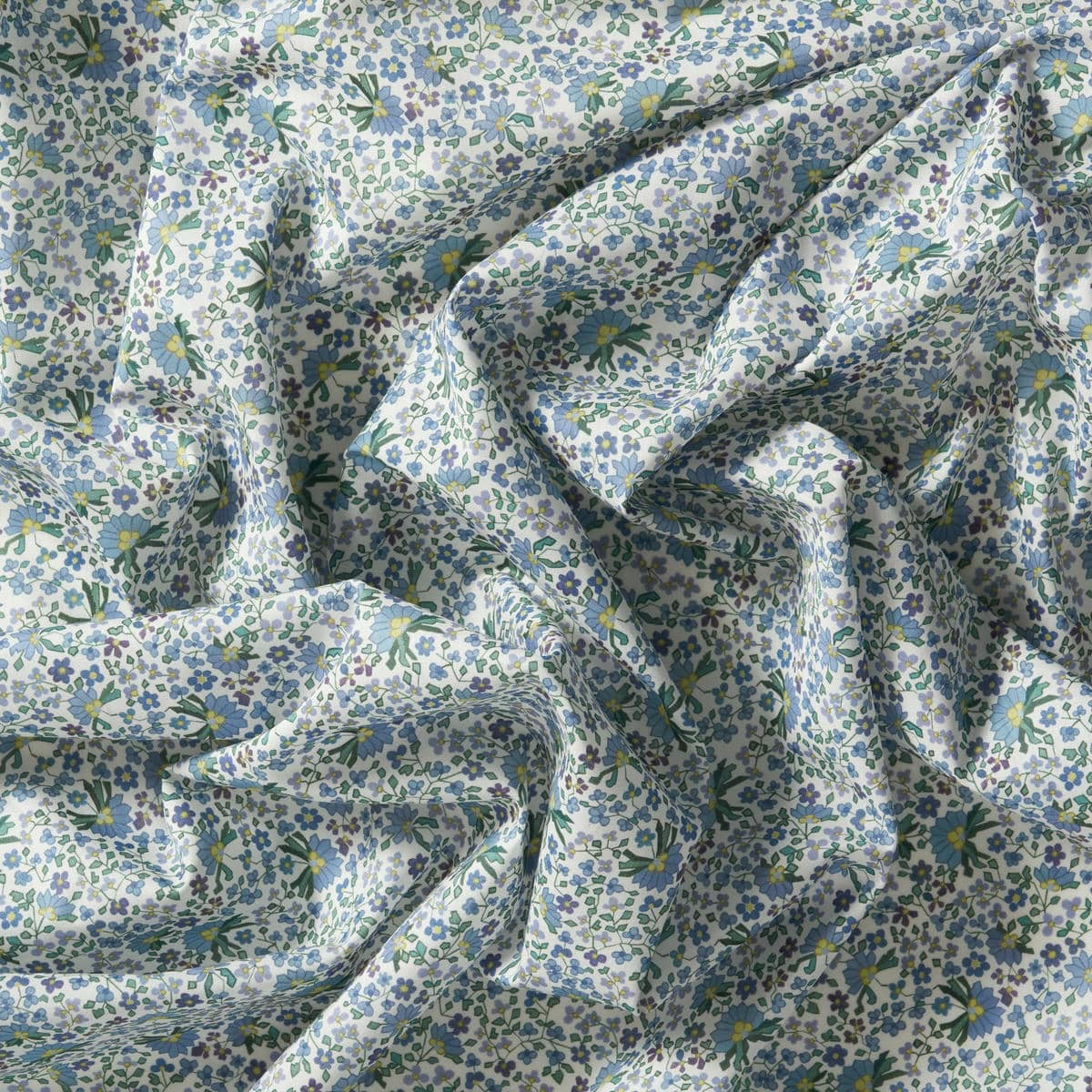 Liberty Fabrics Paisley Posies B Tana Lawn Cotton