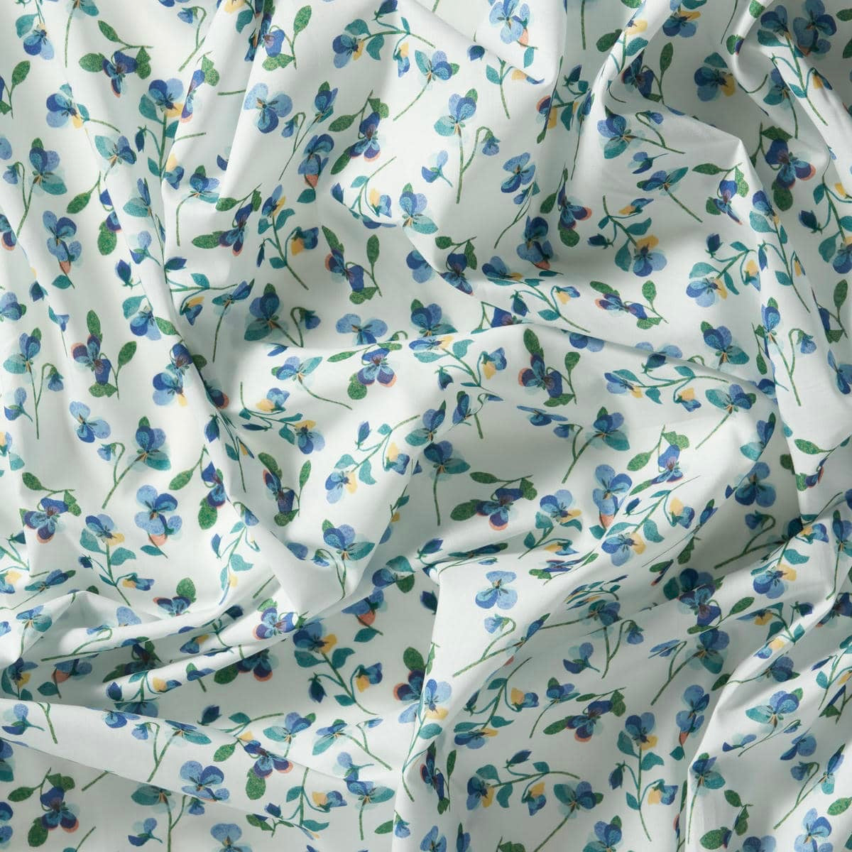 Liberty Fabrics Pansy Scatter A Tana Lawn Cotton