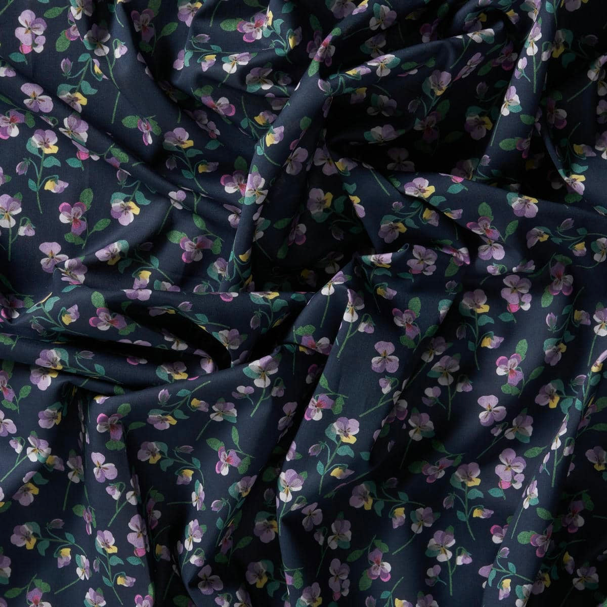 Liberty Fabrics Pansy Scatter B Tana Lawn Cotton
