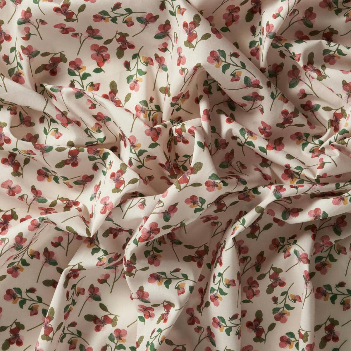 Liberty Fabrics Pansy Scatter D Tana Lawn Cotton