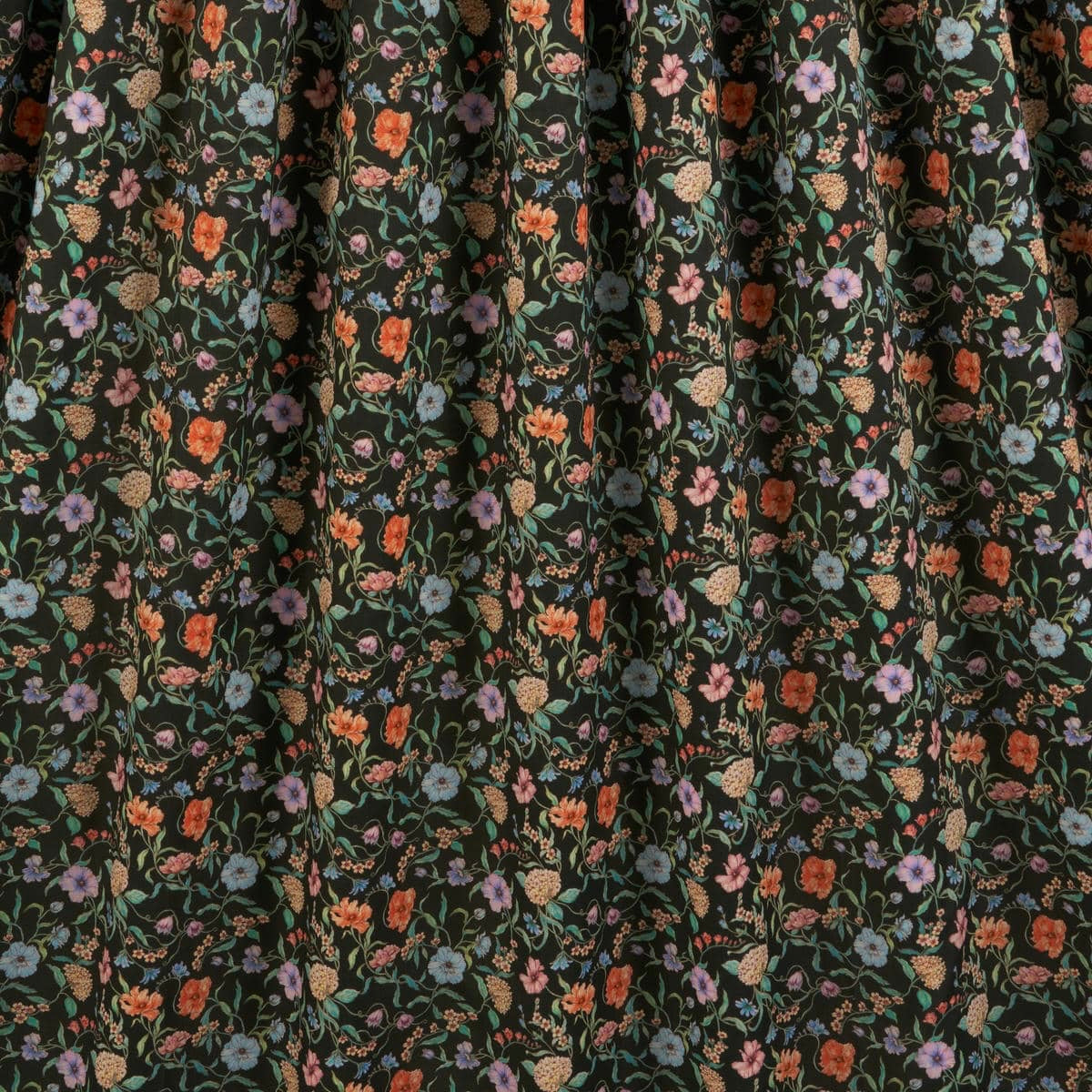 Liberty Fabrics Battersea Blooms A Tana Lawn Cotton