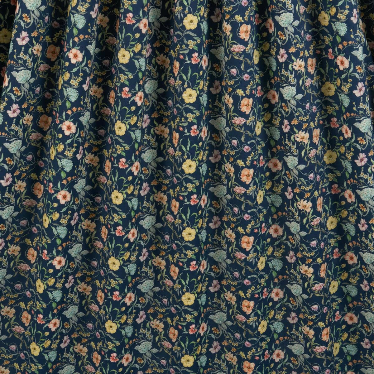 Liberty Fabrics Battersea Blooms B Tana Lawn Cotton