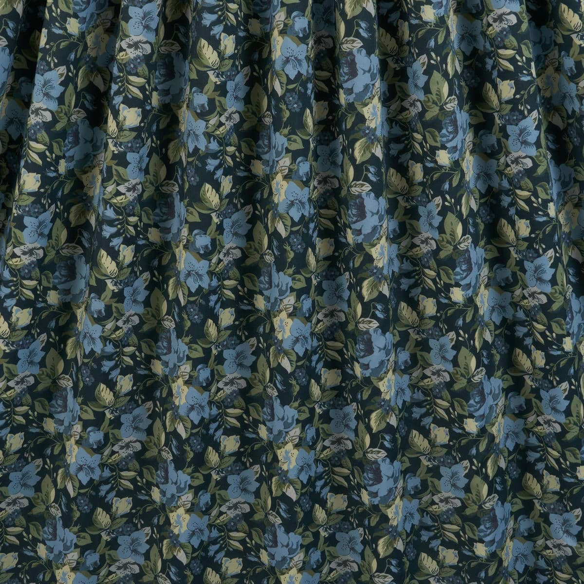 Liberty Fabrics Lily Rosa A Tana Lawn Cotton