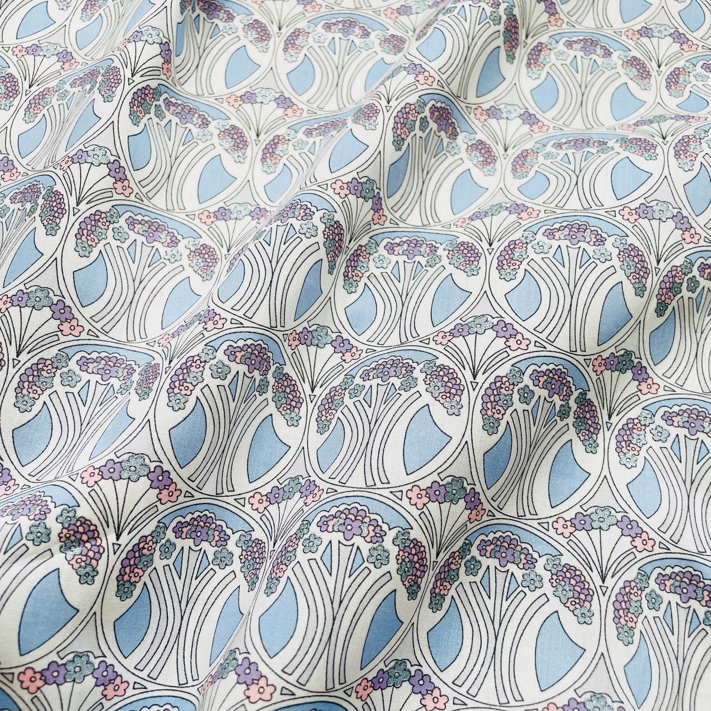 Liberty Fabrics Mauverina B Tana Lawn Cotton Metallic