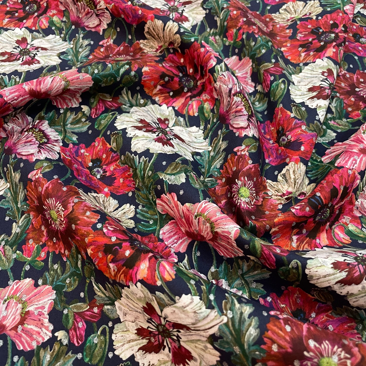 Liberty Fabrics Poppy Amelie Spot A Tana Lawn Cotton Metallic