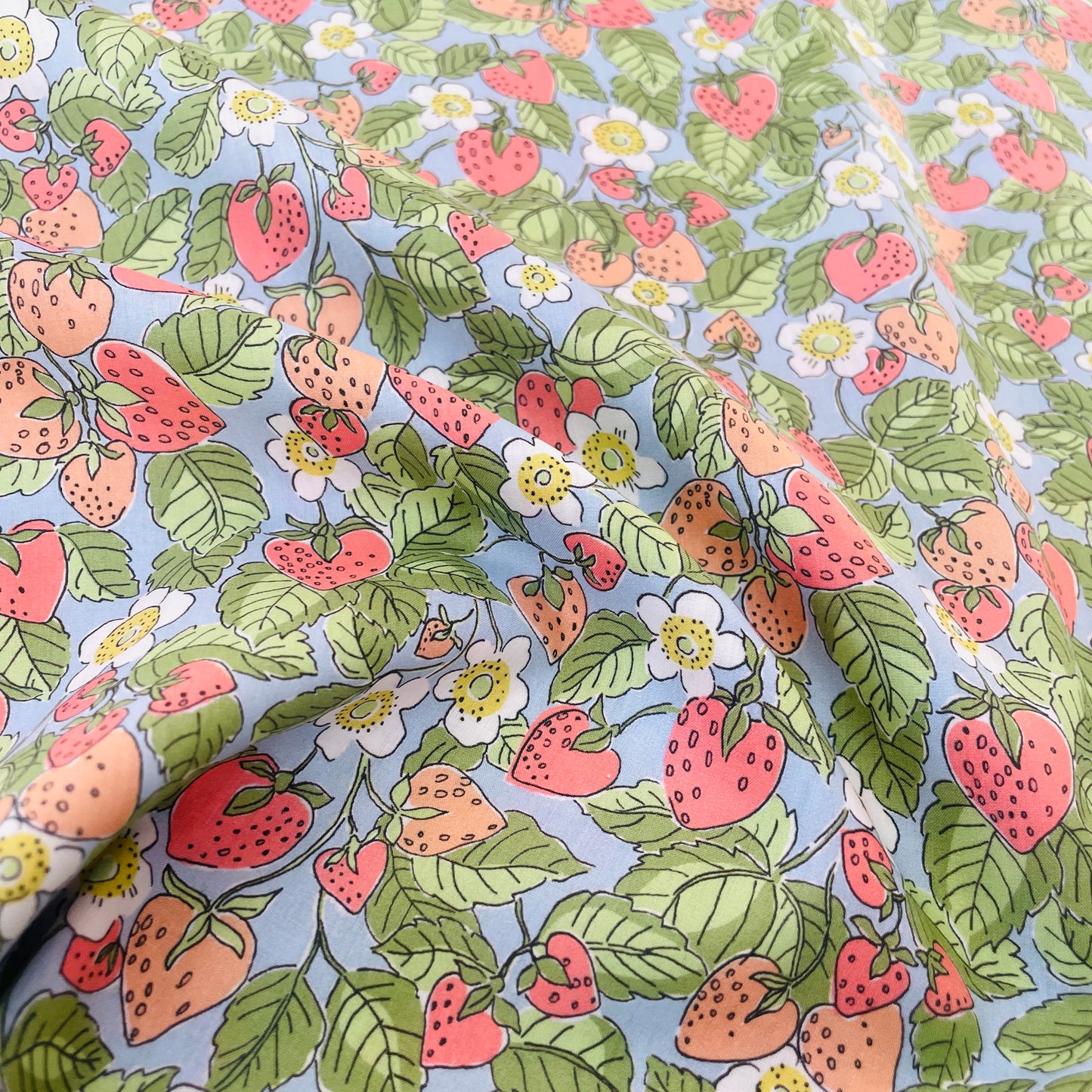 Liberty Fabrics Strawberry Dream B Tana Lawn Cotton