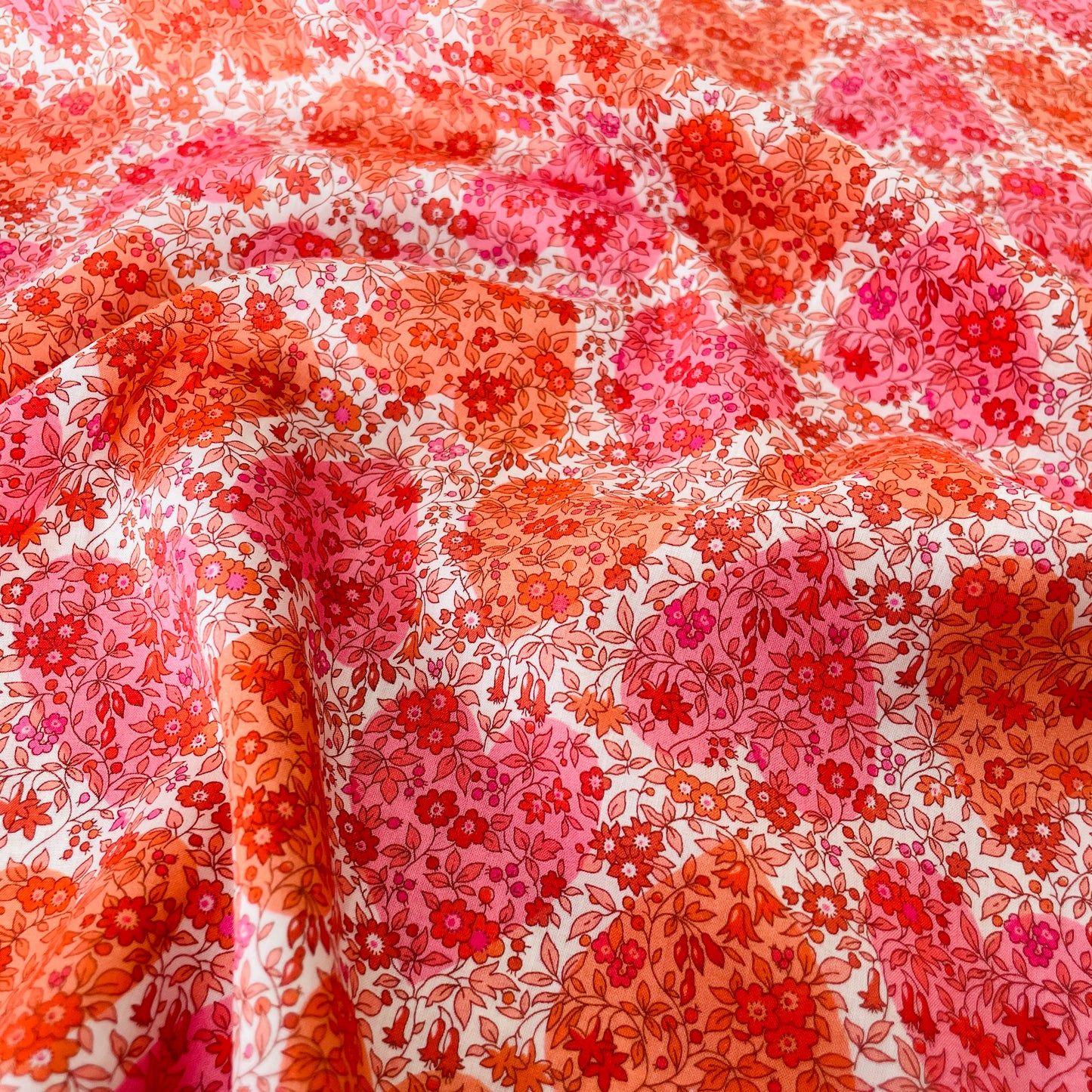 Liberty Fabrics Chamomile Hearts B Tana Lawn Cotton