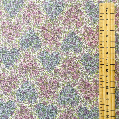 Liberty Fabrics Chamomile Hearts A Tana Lawn Cotton
