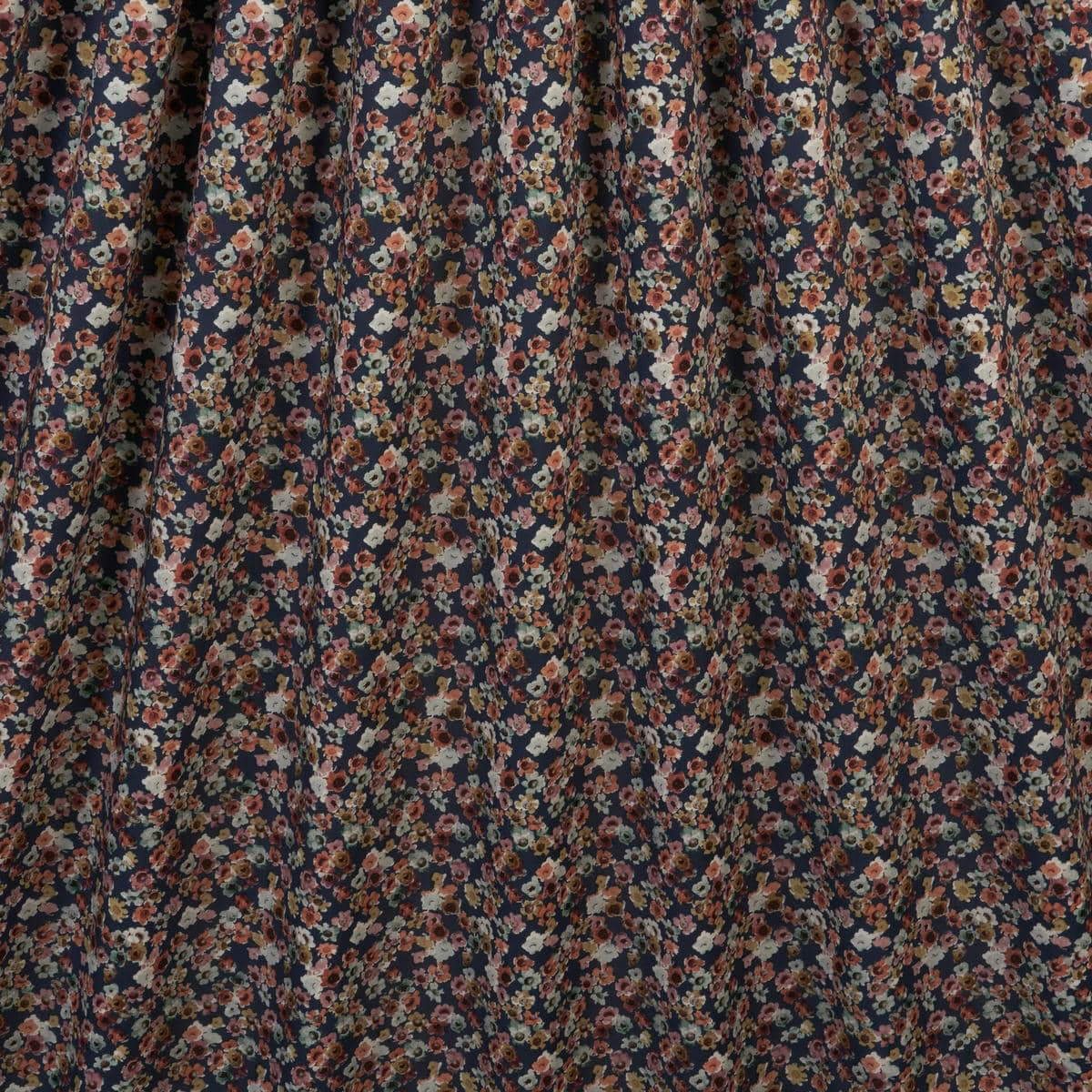 Liberty Fabrics Australian Daisy A Tana Lawn Cotton