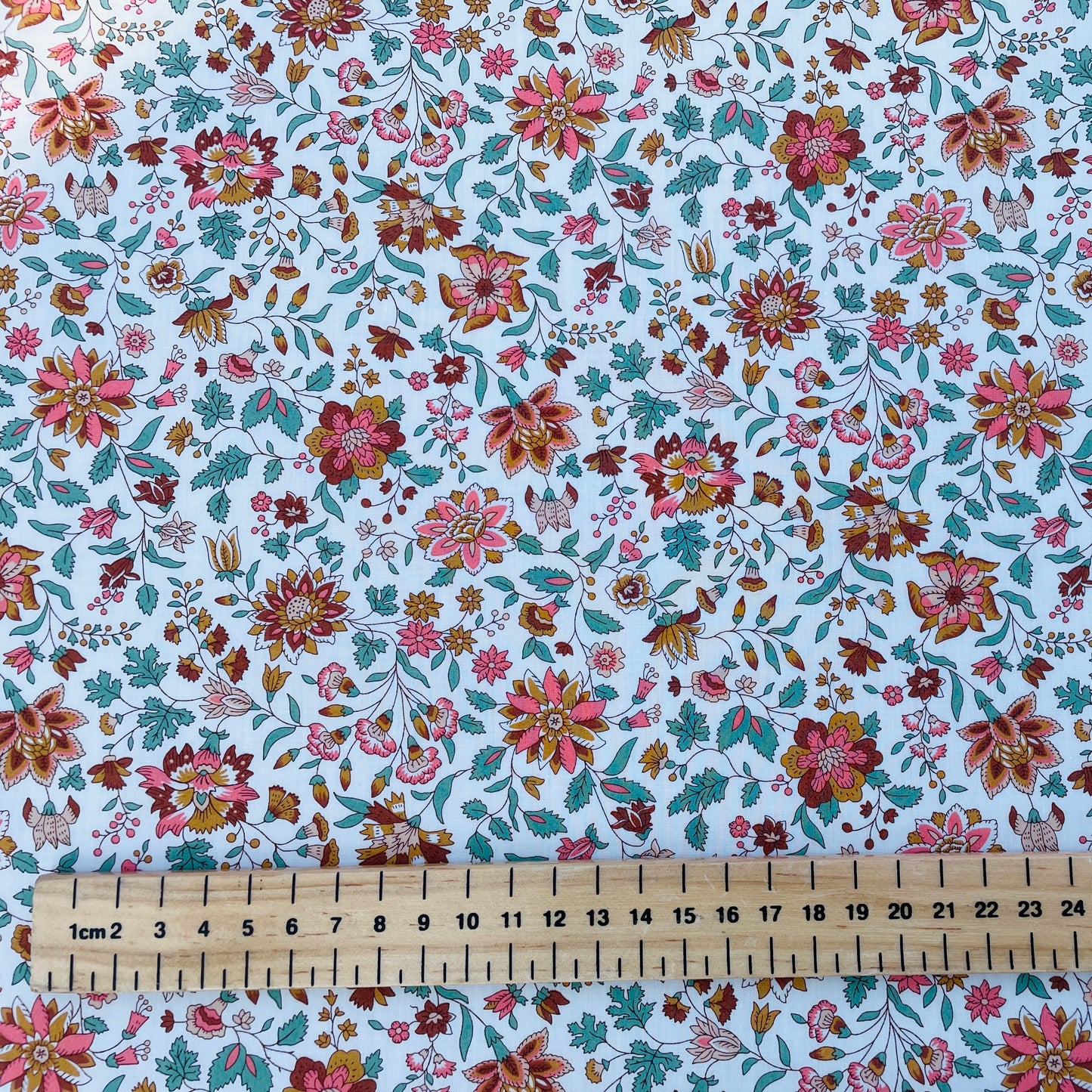 Liberty Fabrics Grace Emily Bell Y Tana Lawn Cotton
