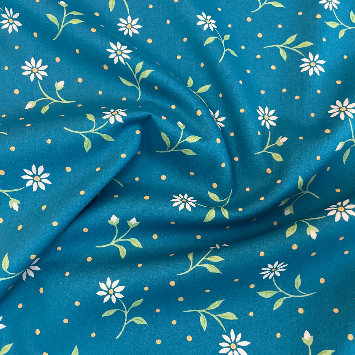 Liberty Fabrics Bryony Daisy C Tana Lawn Cotton – The Little World of ...