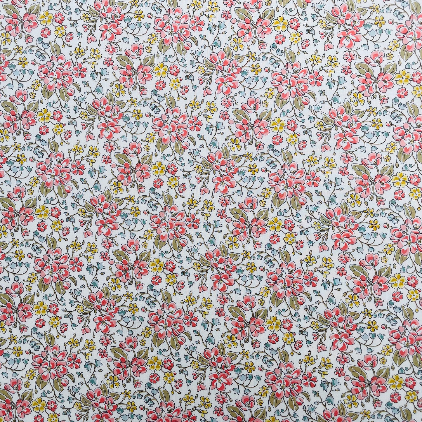 Liberty Fabrics Daisy Annabel C Tana Lawn Cotton