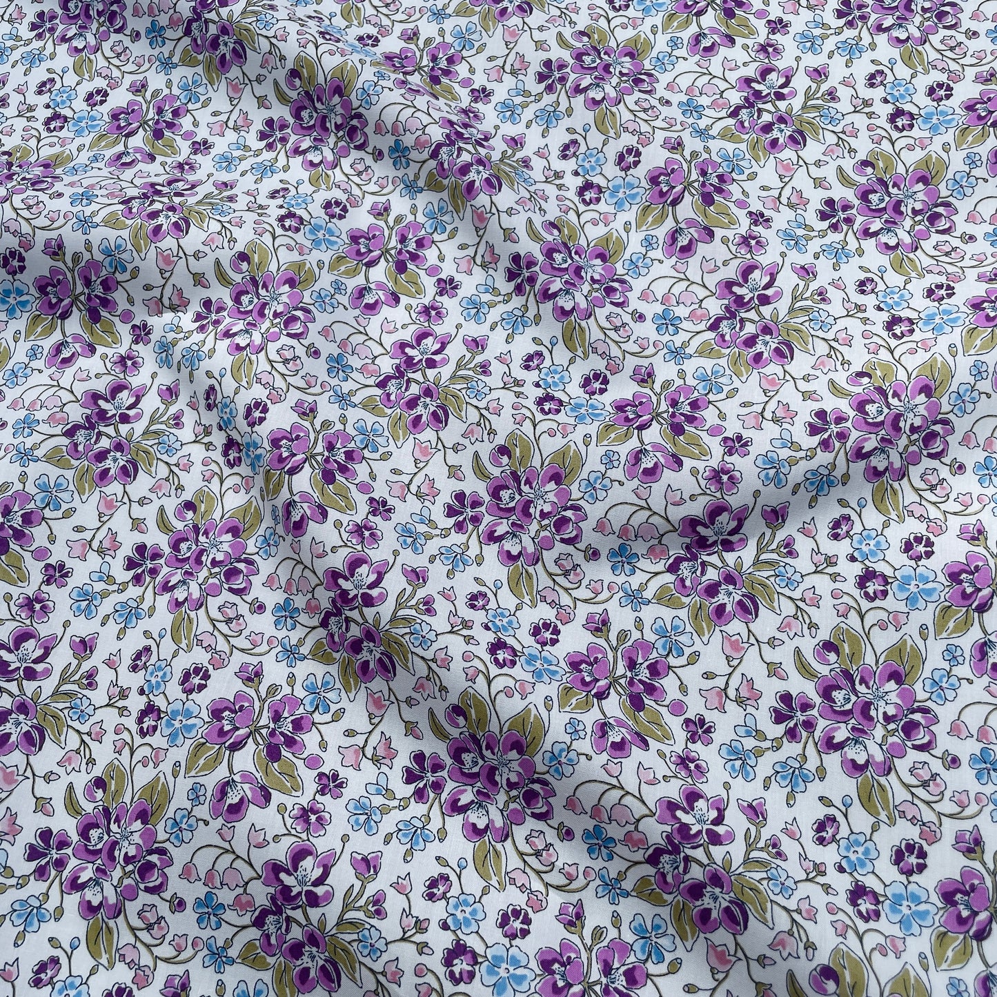 Liberty Fabrics Daisy Annabel A Tana Lawn Cotton