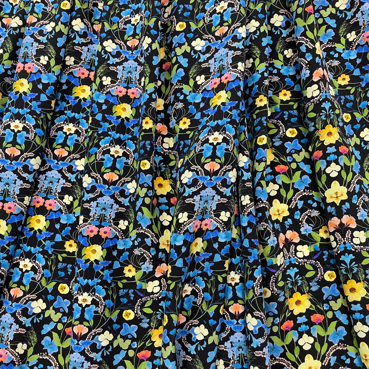 Liberty Fabrics シルククレープデシン オーロラC