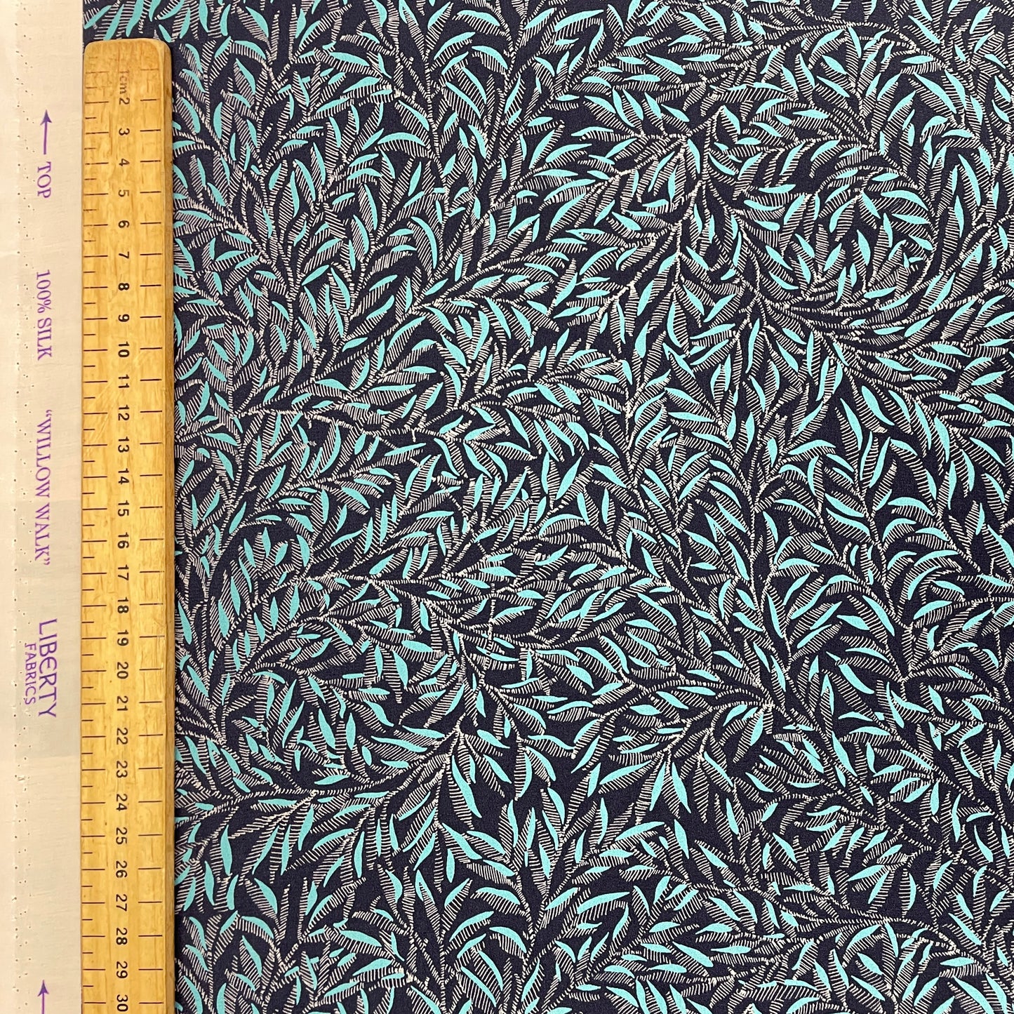 Liberty Fabrics シルククレープデシンウィローウォークA