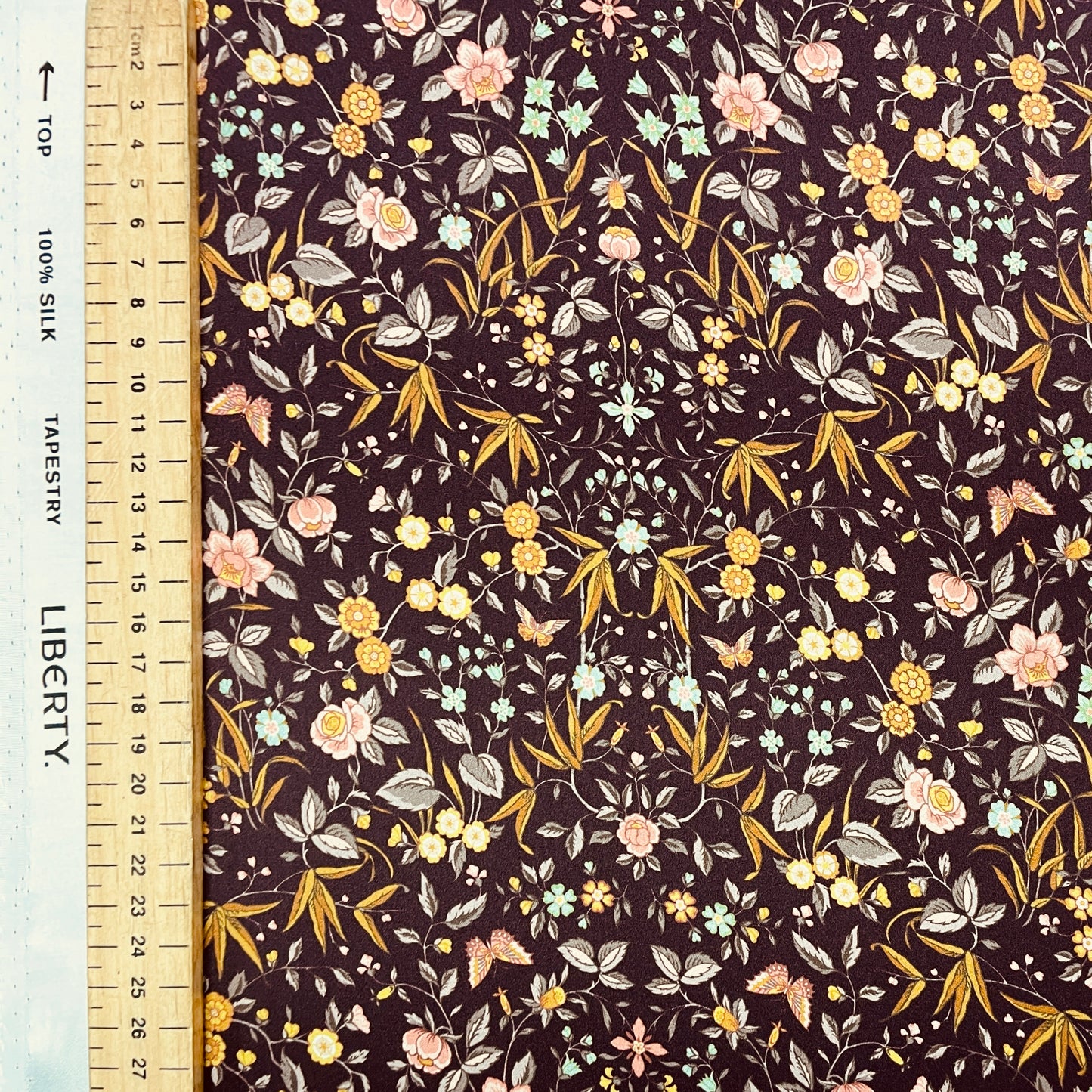 Liberty Fabrics シルクサテンタペストリーA