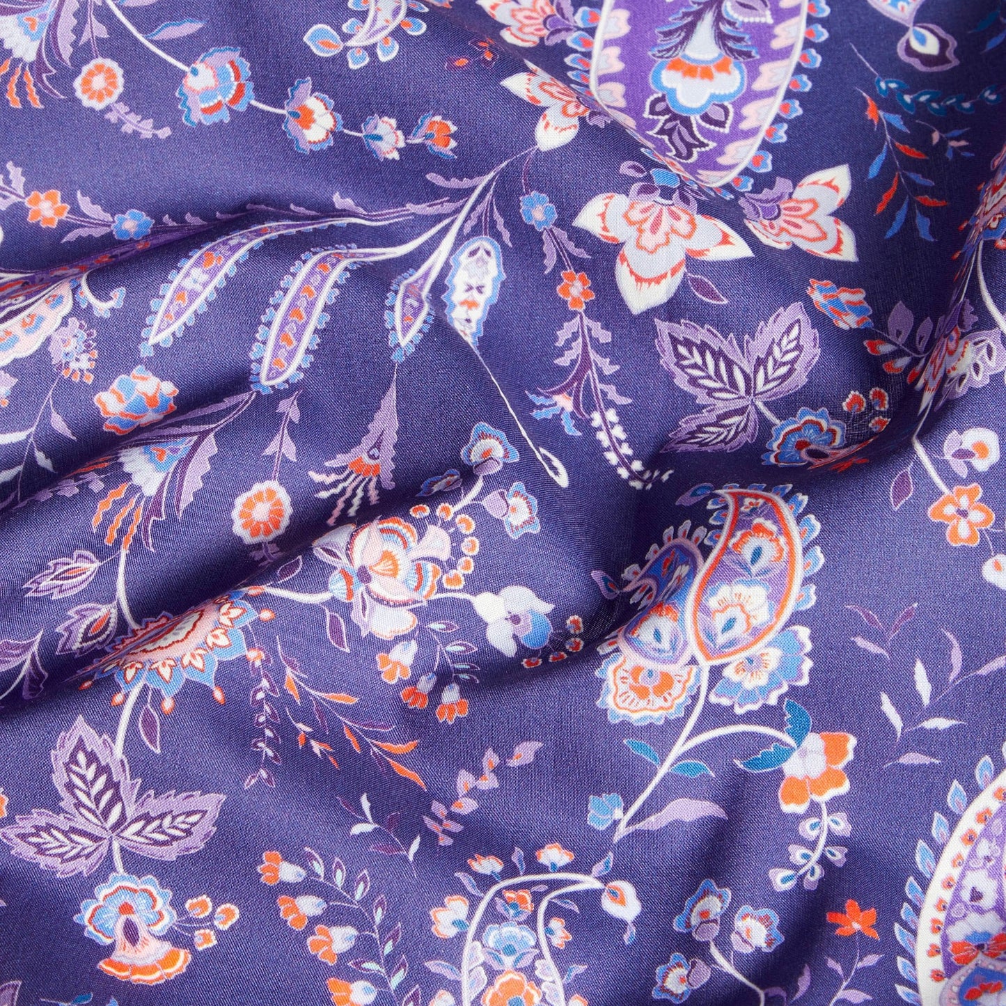 Liberty Fabrics Mirrored Paisley A Organic Tana Lawn Cotton