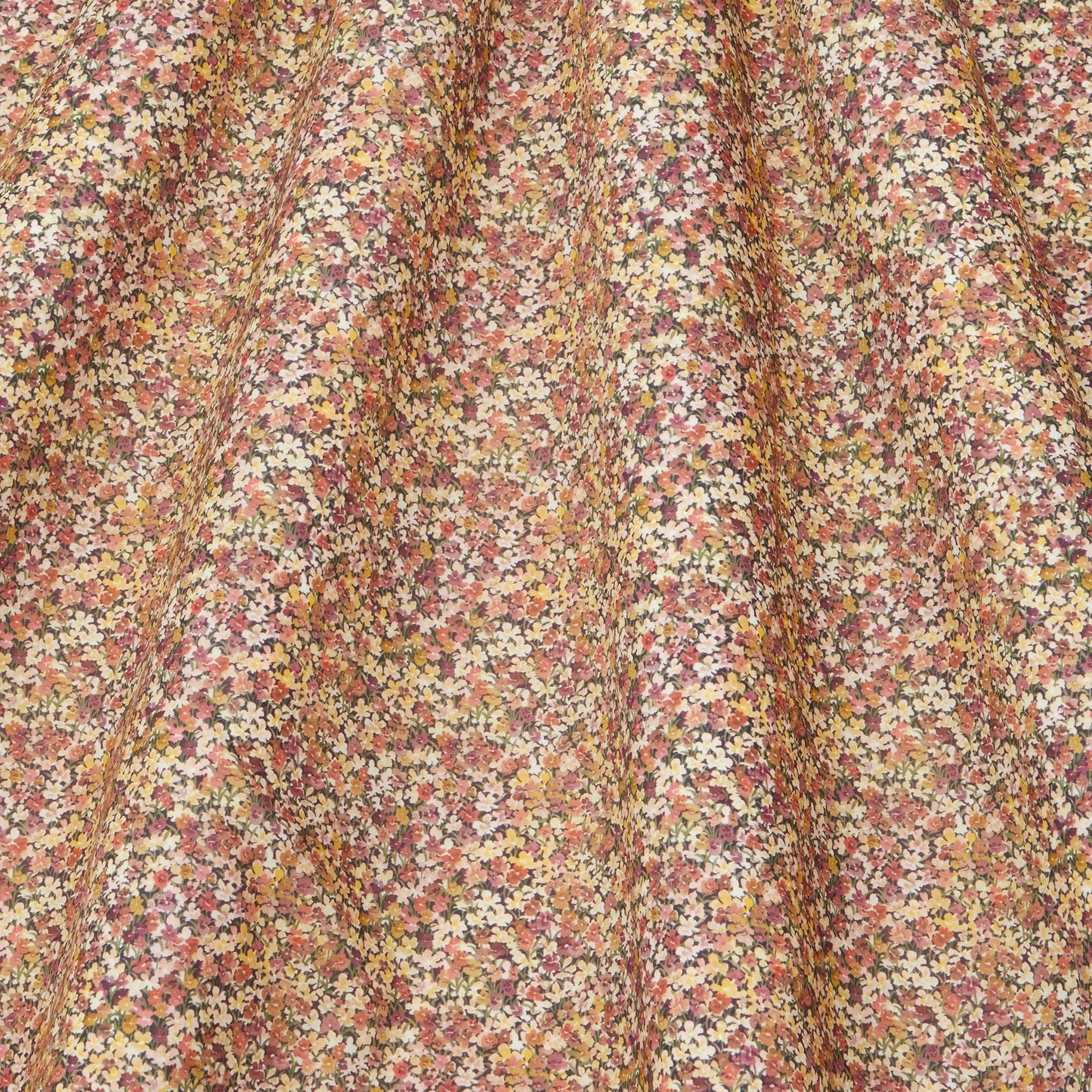 Liberty Fabrics Arrietty Violet A Tana Rasen Baumwolle