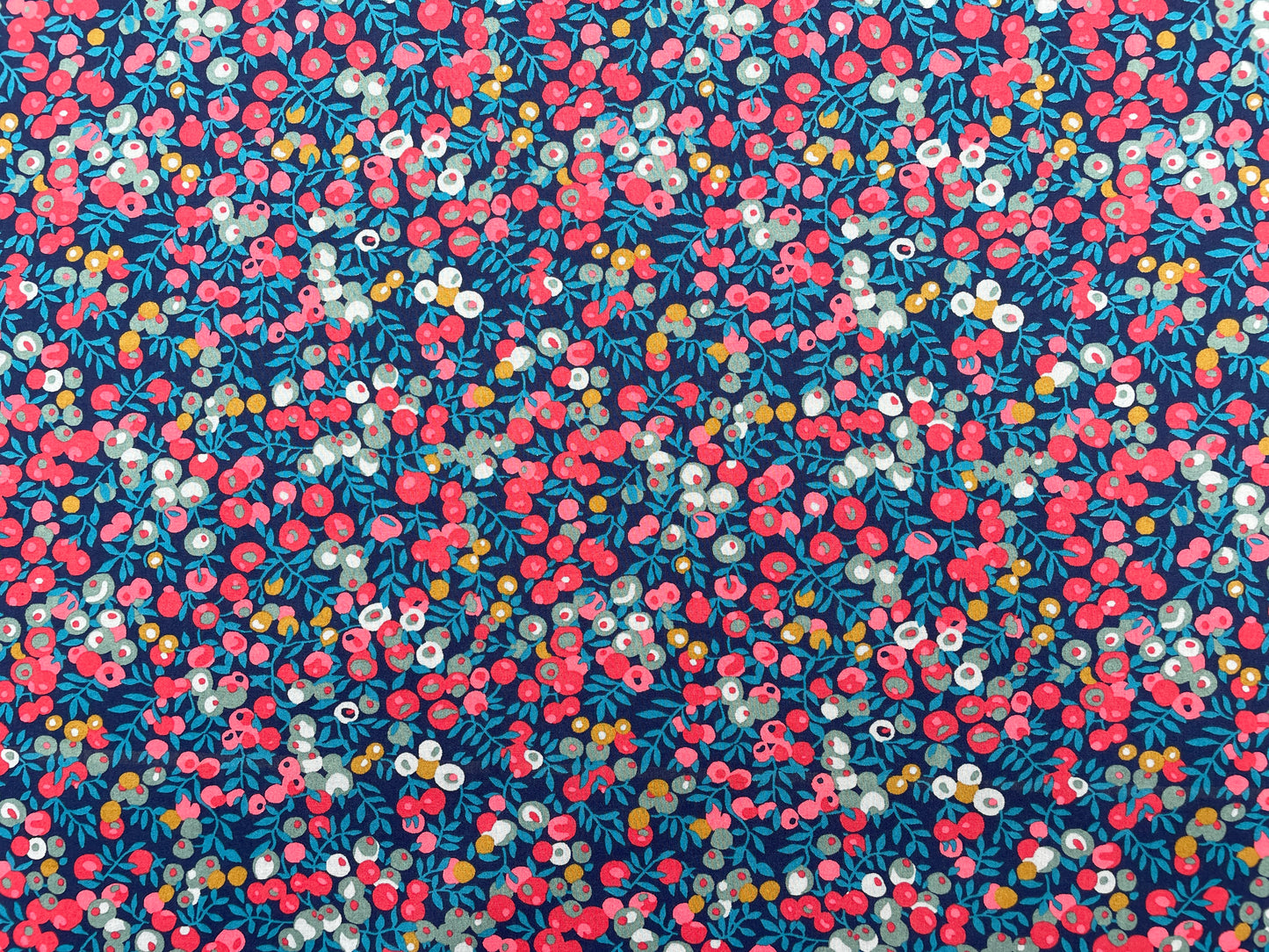 Liberty Fabrics Wiltshire B40 Tana Lawn Cotton