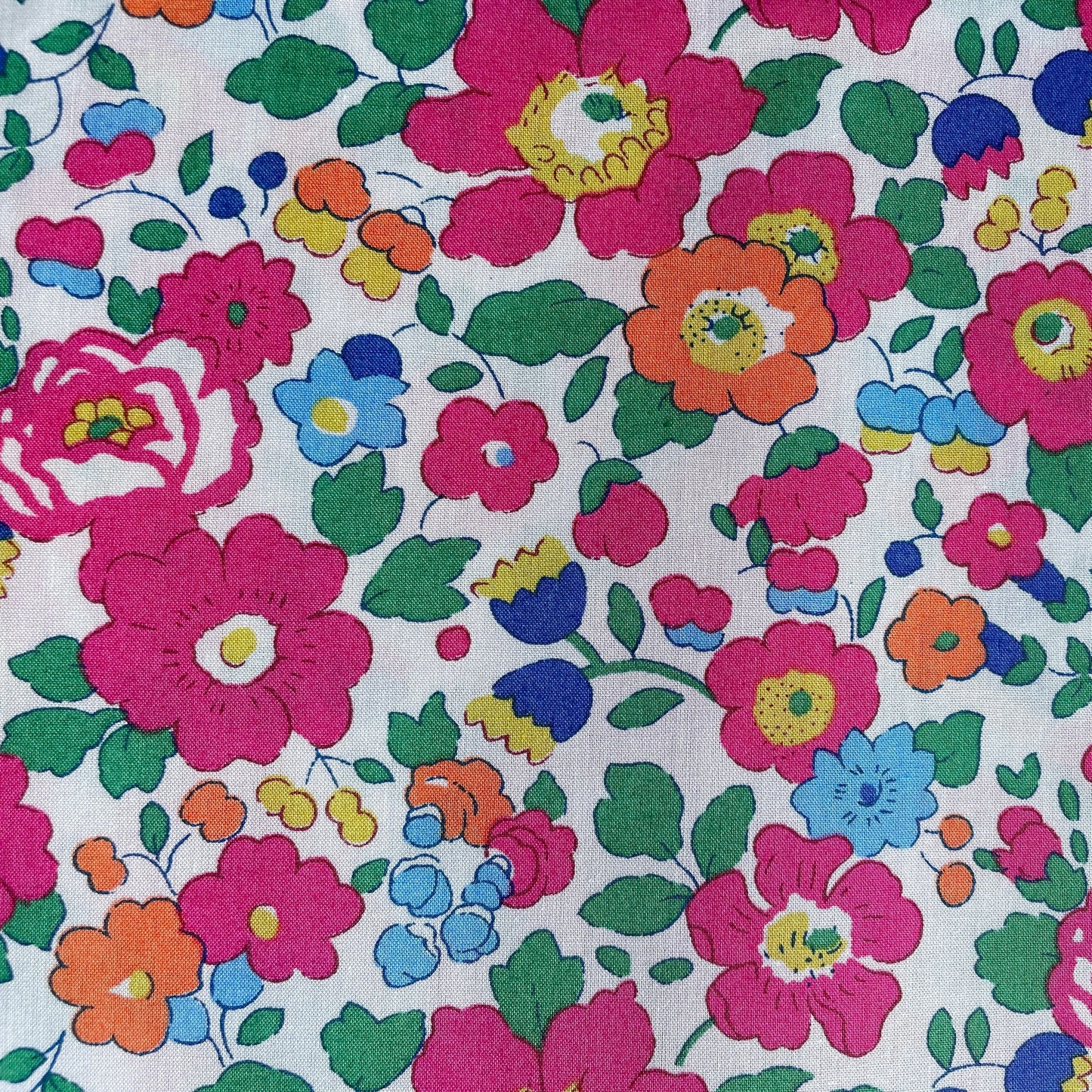 Liberty Fabrics Betsy V Tana Bawełna trawnikowa